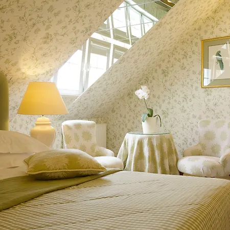 Narutis - Small Luxury Of The World